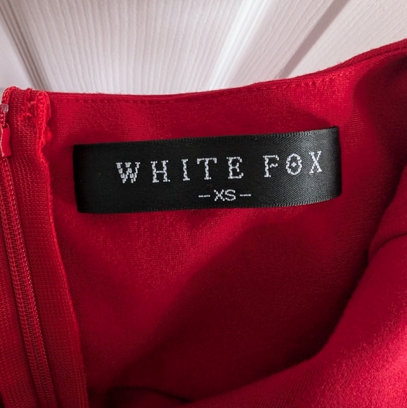 Red Bodycon Dress With Slit XS - Picture 3 of 4